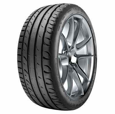 Taurus  ULTRA HIGH PERF 245/45/R17 99W XL