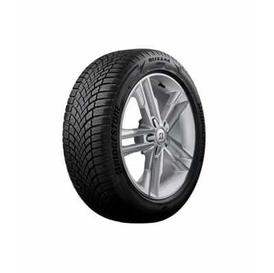 Bridgestone BLIZZAK LM005 235/60/R18 107H