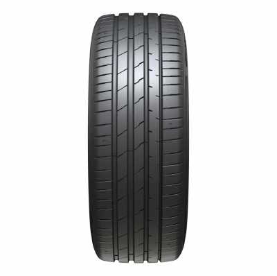 Hankook IK01A iON evo SUV 215/60/R18 102W