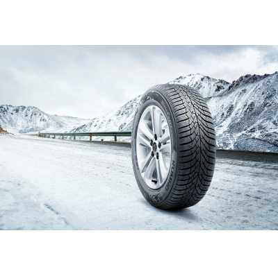 Kumho WP72 225/45/R19 96V XL